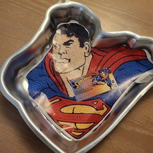 Superman Wilton DC Comics Cake Pan 2105-3350